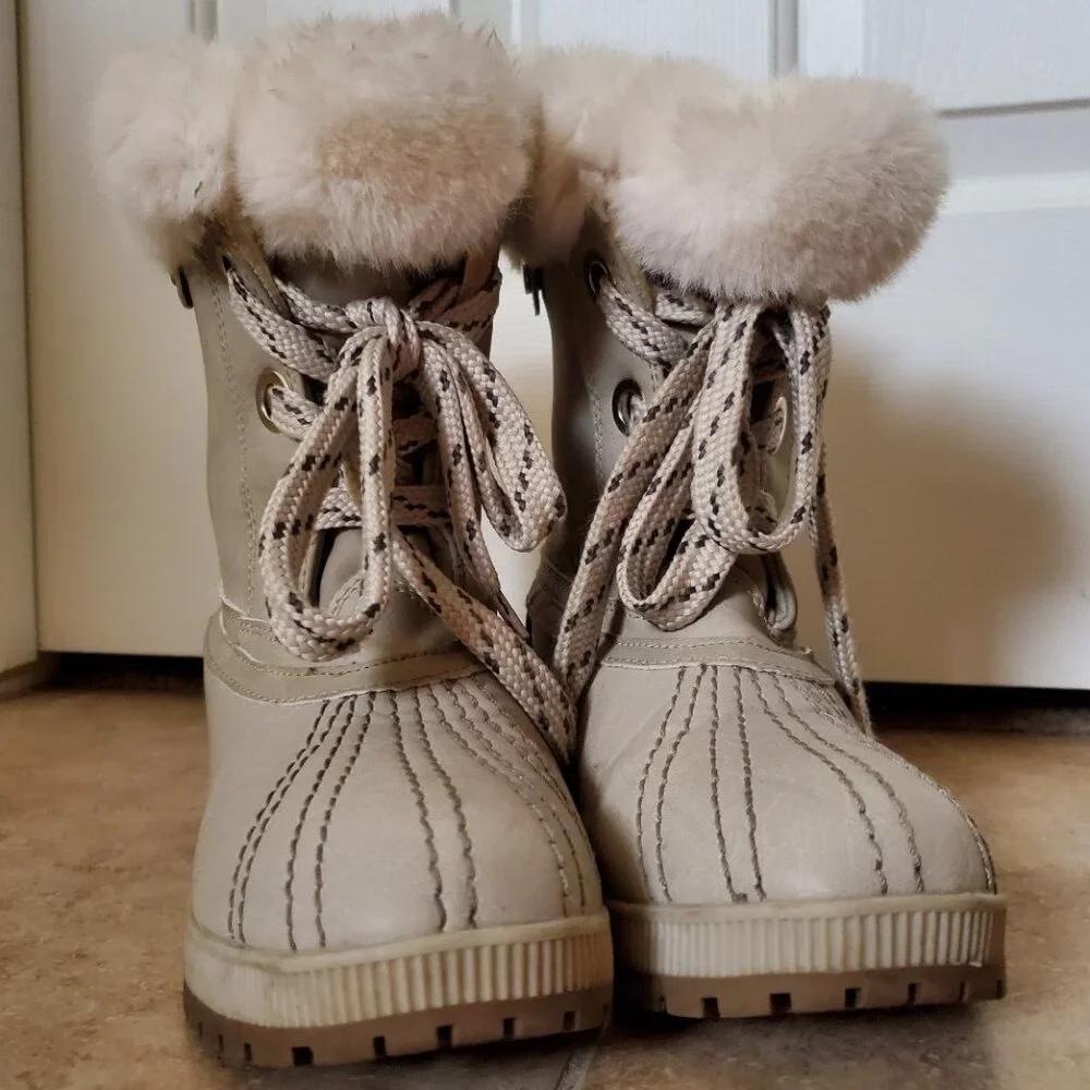 London Fog Milly Boots in winter white beige